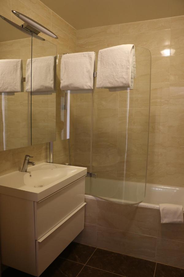 Auberge Au Lion D'Or Tannay ภายนอก รูปภาพ